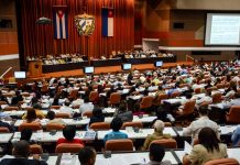 Borran al comunismo